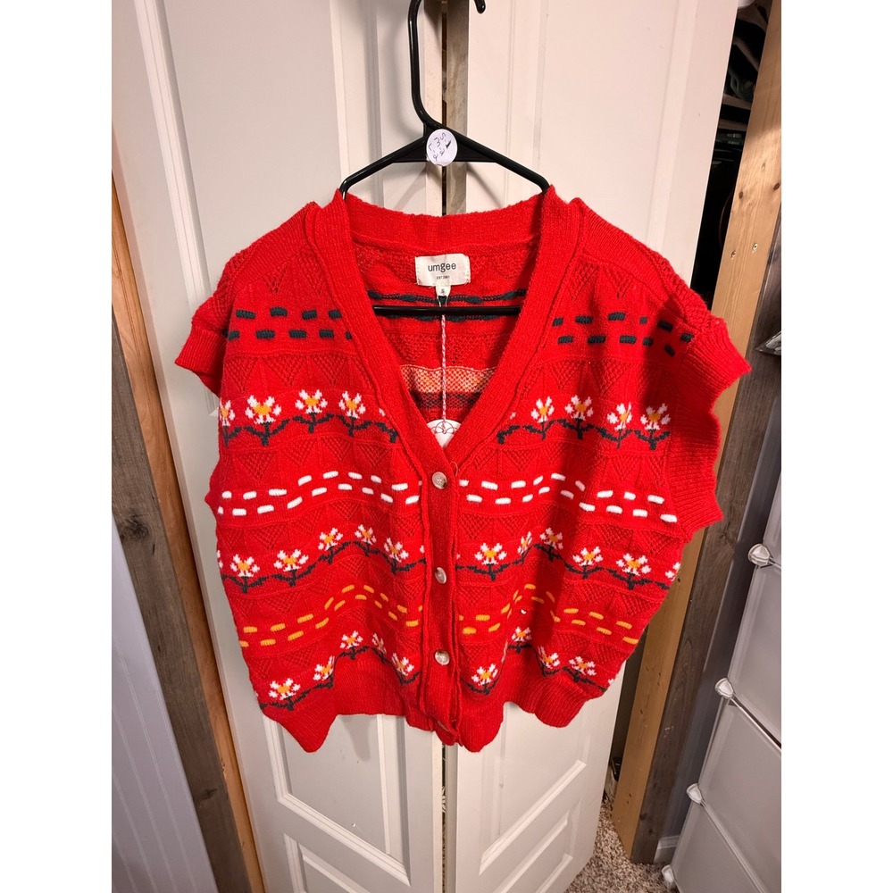 Umgee Red Floral Knit Cardigan Vest Sleeveless Sweater V-Neck Button Front Small